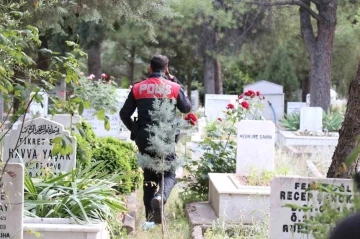 Mezarlıktaki bebek ağlama sesi ihbarı polisi harekete geçirdi
