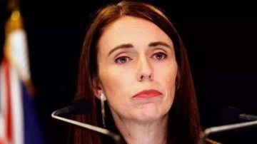 Mikrofonu açık kaldı: Yeni Zelanda Başbakanı Ardern'den şaşırtan küfür!