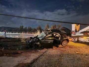 Milas’ta Korkun Kaza: 1 Kişi Öldü, 2 Kişi Ağır Yaralandı
