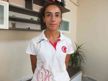 Milli atlet Fatma Arık, Burhaniye’de şampiyonlar yetiştirecek
