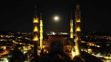 Mimar Sinan, ölüm yıldönümünde ustalık eseri Selimiye Camii’nde anıldı
