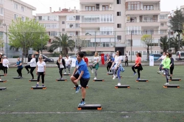 Mudanya Belediyesi’nden açık havada spor etkinliği
