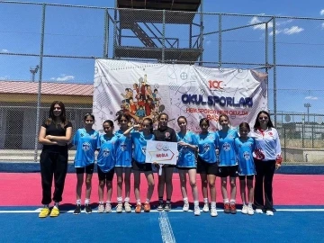Muğla Cumhuriyet Ortaokulu Türkiye şampiyonası yarı finalinde
