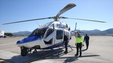 Muğla Dalaman Havalimanı'ndan Kalkan Polis Helikopteri Trafiği Denetledi