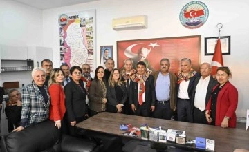 Muratpaşa Belediye Başkanı Ümit Uysal Antalya Serikliler ve Yörükler Derneği'yle Buluştu