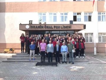 Mustafakemalpaşa Belediyesinden YGS’ye hazırlanan öğrencilere destek
