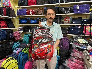 Okul çantalarının satışı hızlandı
