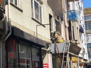 Ortaköy’de iki katlı binada yangın: İBB başkan adayının evi yandı
