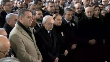 Özel'le Kılıçdaroğlu cenaze töreninde bir araya geldi
