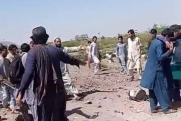 Pakistan'da bombalı saldırı: 2 ölü, 4 yaralı