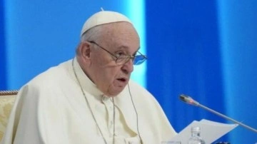 Papa'dan Rusya'ya şiddeti durdurun çağrısı