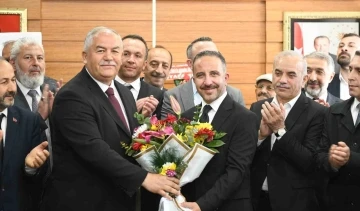 Perşembe Belediye Başkanı Cihat Albayrak göreve başladı

