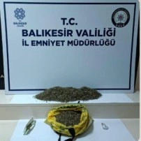 Polis Balıkesir'de Uyuşturucu Operasyonunda 2 Kişiyi Tutukladı