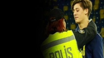 Polis memur Arda Güler'e sarıldı! Gerçek daha sonra ortaya çıktı