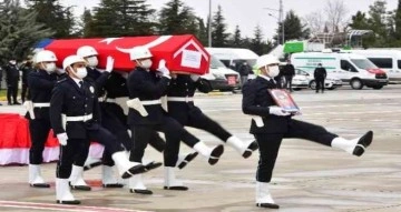 Polis memuru Türeme’nin cenazesi memleketi Balıkesir’e gönderildi