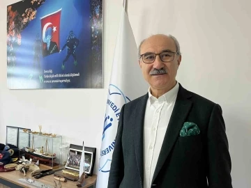 Prof. Dr. Mustafa Sarı; “Marmara Denizi’nde balon veya aslan balığı yok”
