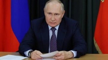 Putin: ABD misket bombalarını Ukrayna aracılığıyla kullanıyor