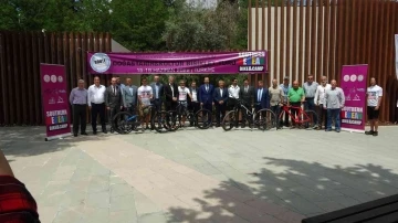 &quot;Bike&Camp Bisiklet Turu&quot; tanıtım toplantısı antik kentte gerçekleştirildi
