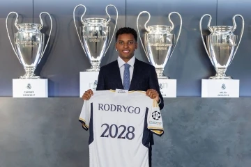Real Madrid, Rodrygo’nun sözleşmesini uzattı
