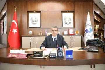 Rektör Kutluhan: “Çanakkale Boğazı Türk milletinin elinde olduğu sürece savaşarak geçilemez”
