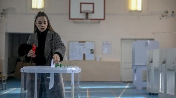 Rusya'da Devlet Başkanı Seçimleri Devam Ediyor
