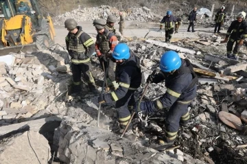 Rusya, Harkov’da sivilleri vurdu: 50 ölü
