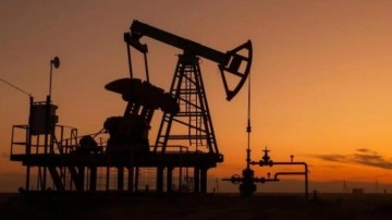 Rusya, Pakistan'a indirimli fiyattan ham petrol satacak