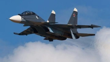 Rusya'da Su-30 savaş uçağı düştü: 2 ölü