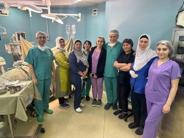 Sağlık Turizmi projesi kapsamında Trabzon’dan Bakü’ye gittiler, başarılı ameliyata imza attılar
