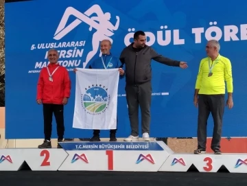Sakarya Büyükşehir sporcusundan şampiyonluk geldi
