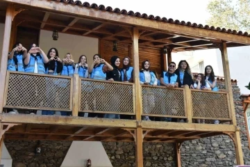 Salihli’ye yerleşen öğrenciler kent müzesini gezdi
