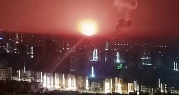 Şam Yakınlarına Hava Saldırısı Düzenlendi, Patlama Sesleri Yükseldi