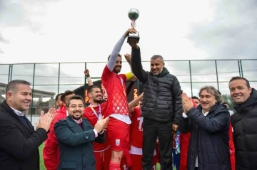 Şampiyon MSKÜ, Süper Lig Play-off’ta
