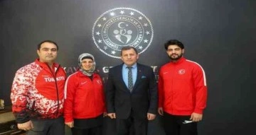 Şampiyonlardan Ali İhsan Kabakcı’ya ziyaret