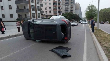Samsun’da iki otomobil çarpıştı: 2 yaralı
