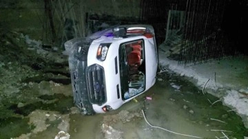 Samsun'da Minibüs Çukura Düştü: 2 Yaralı