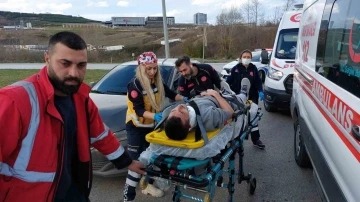 Samsun’da otomobil kamyona arkadan çarptı: 2 yaralı
