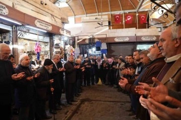 Şanlıurfa Büyükşehir Belediye Başkanı Esnaf Dualarına Katıldı