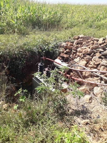 Şanlıurfa’da toprağa gömülü kaçak trafo bulundu

