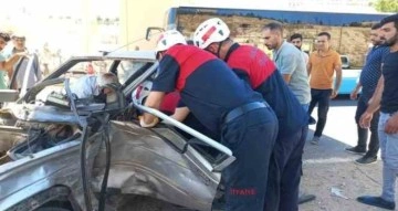 Şanlıurfa'da iki otomobil çarpıştı: 5 yaralı