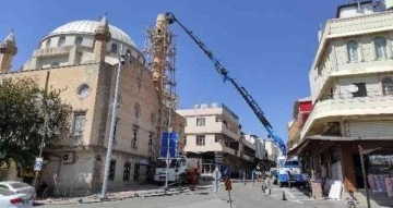 Şanlıurfa’da tehlike oluşturan minare onarılıyor