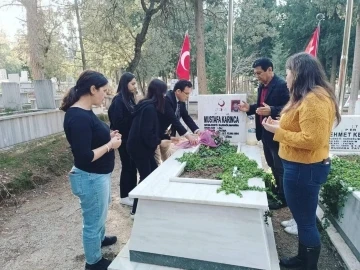 Şehit öğretmen Mustafa Karınca Öğretmenler Günü’nde unutulmadı
