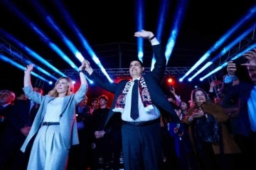 Şehitkamil Belediye Başkanı Avukat Umut Yılmaz Zafer Kutlamasında Gazianteplilerle Buluştu