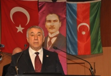 Serdar Ünsal: &quot;Azerbaycan bayrağına uzanan elleri kırmasını biliriz&quot;
