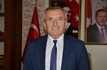 Serik Belediye Başkanı Aputkan, partisinden istifa etti