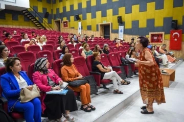Seyhan'da toplumsal cinsiyete duyarlı afet riski yönetimi eğitimi