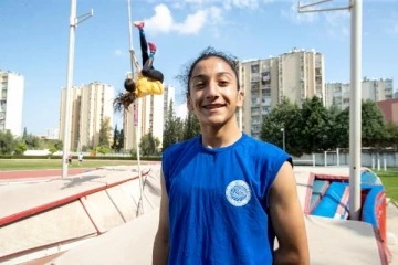 Seyhanlı şampiyon atlet, Fenerbahçe’de