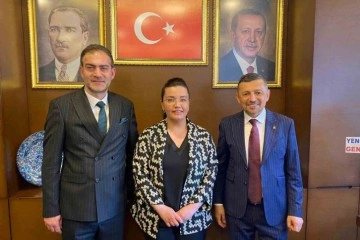 Simav’da MHP’nin Zaferi: İlk Kadın Belediye Başkanı Seçildi