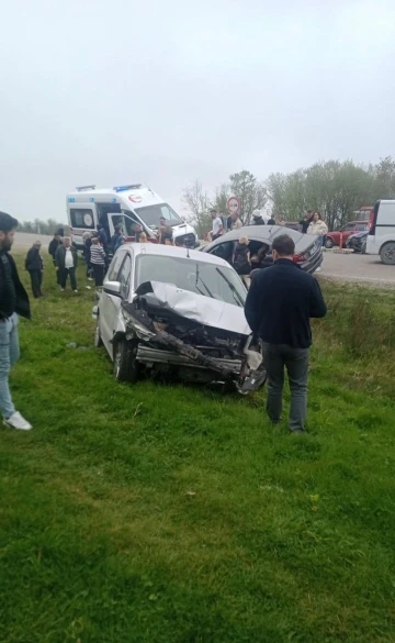 Sinop’ta zincirleme trafik kazası: 10 yaralı
