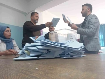 Şırnak’ta oy kullanma işlemi sona erdi, gözler seçim sonuçlarında
